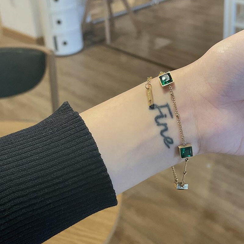 Wholesale Vintage Gold Square Inlaid Emerald Zircon Titanium Steel Bracelet