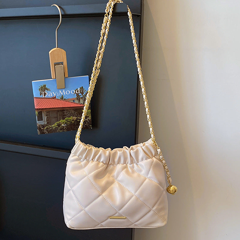 Wholesale Soft Leather Large Capacity Pleated Chain Drawstring Shoulder Bag