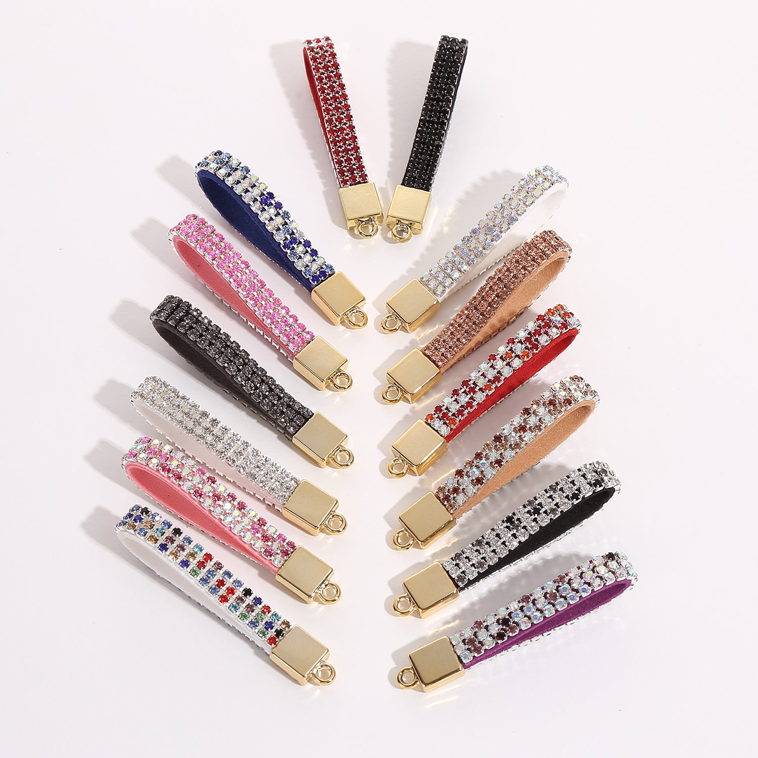 Wholesale Diamond-encrusted Keychain Accessories Diamond-encrusted Leather Rope Buckle Bag Accessories Fashion Exquisite Car Key Pendant