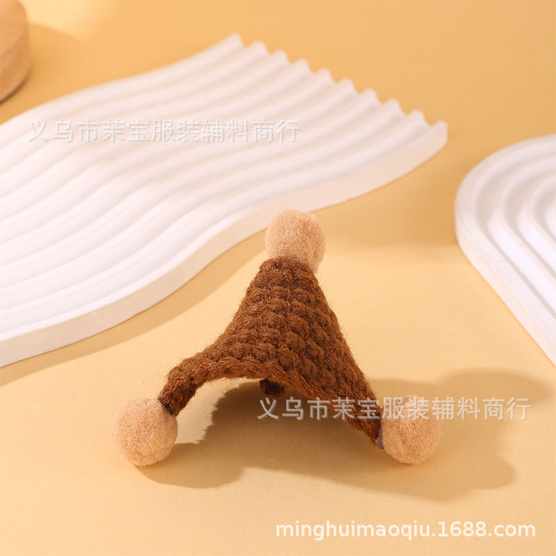 Wholesale 10pcs/pack Mini Knitted Pet Doll Triangle Hat Pet Accessories DIY Wool Doll Accessories