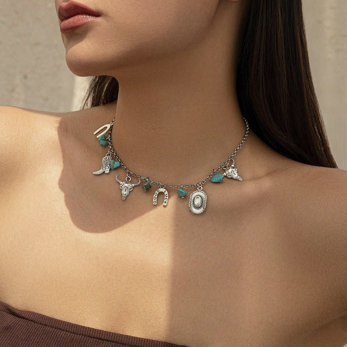 Wholesale Stacked Bull Head Western Style Short Clavicle Chain Maillard Retro Ethnic Imitation Turquoise Necklace