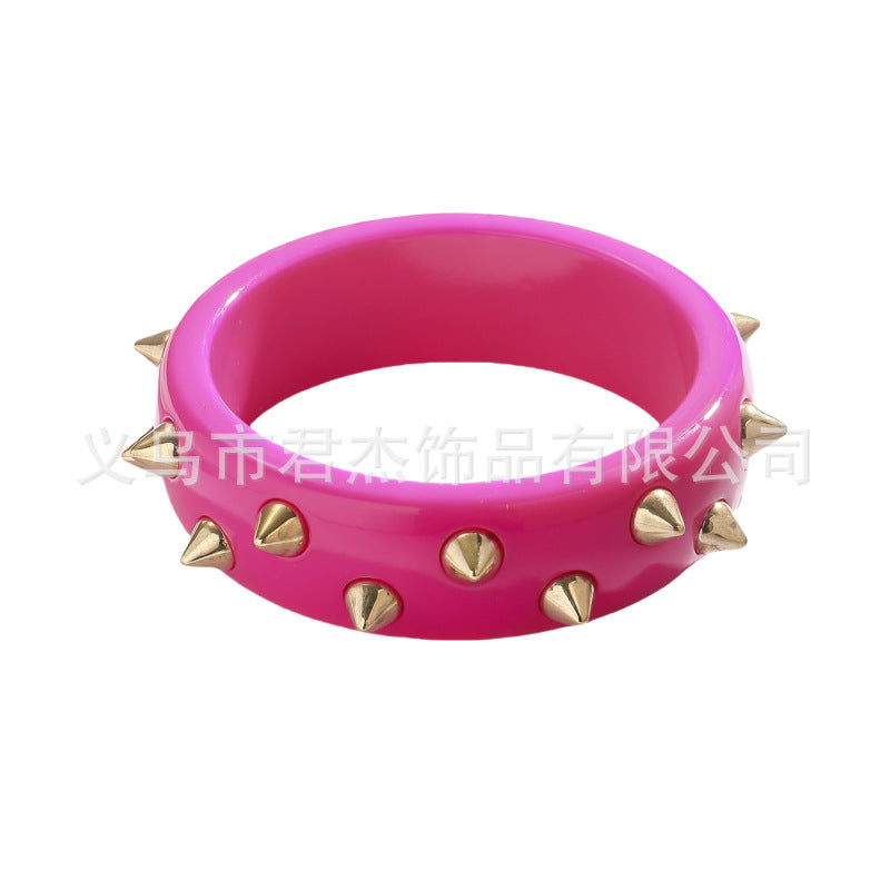 Wholesale Trendy and domineering punk rivet  bracelet
