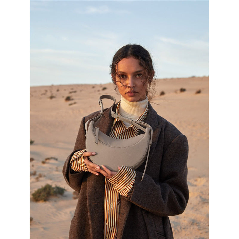 Wholesale Mini Moon Shape Saddle Bag Women's Leather Armpit Crossbody Bag High Quality Composite Cowhide Medium Size Spring Leisure Travel