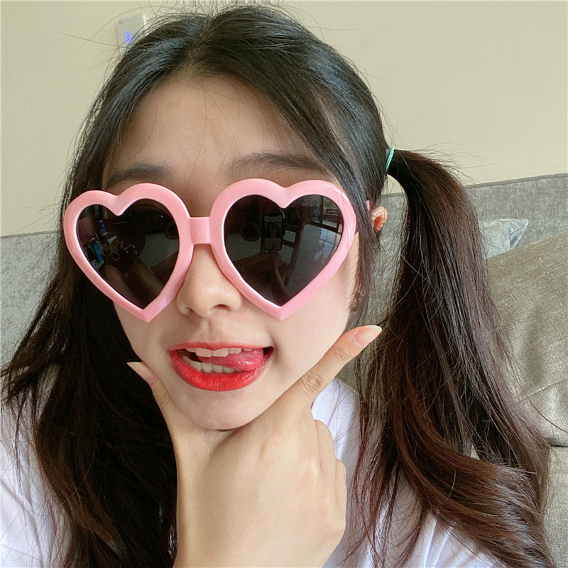 Wholesale Harajuku Love Beach Resort with Large Frame Peach Heart Beach Glasses
