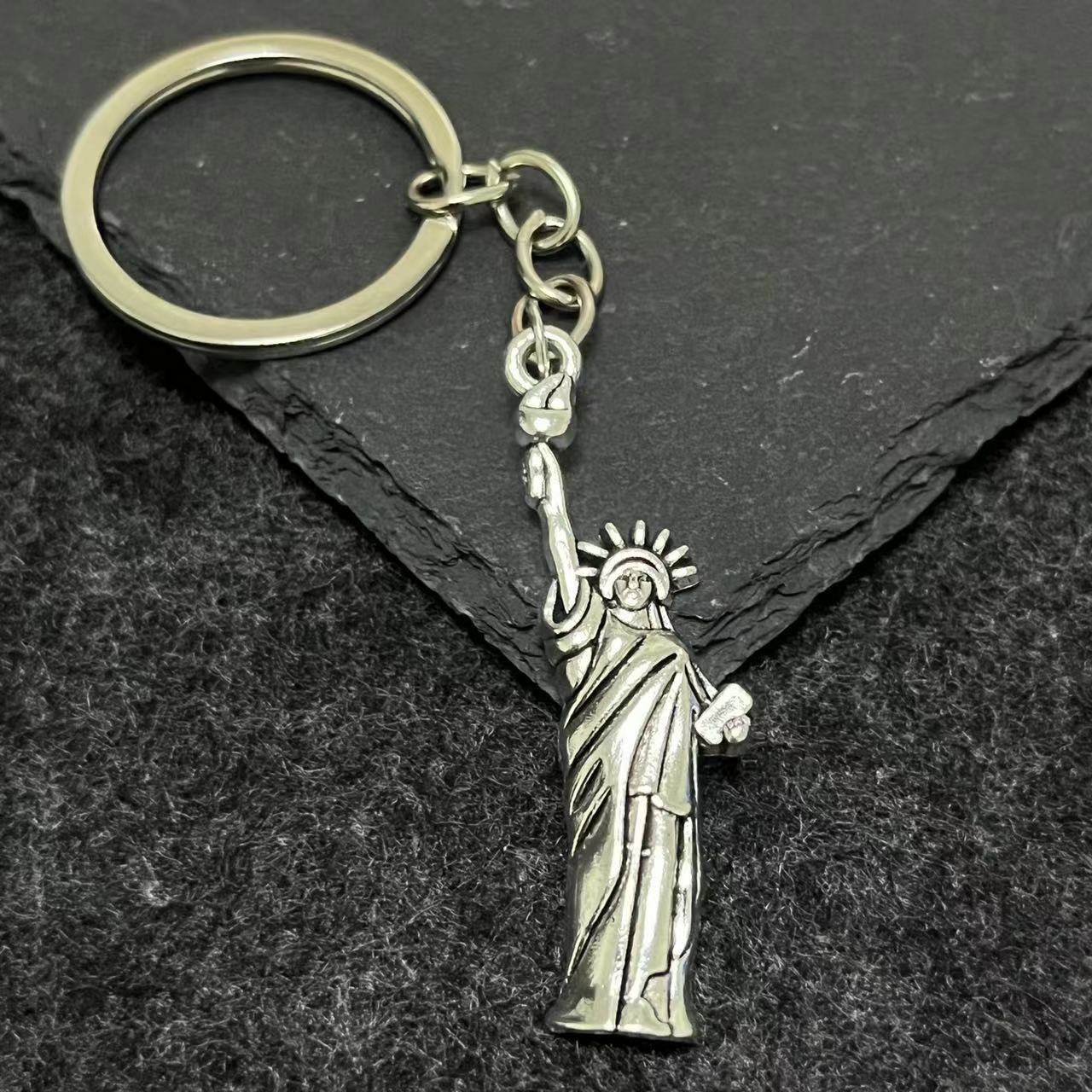 Wholesale Statue of Liberty Independence Day Commemorative Keychain
