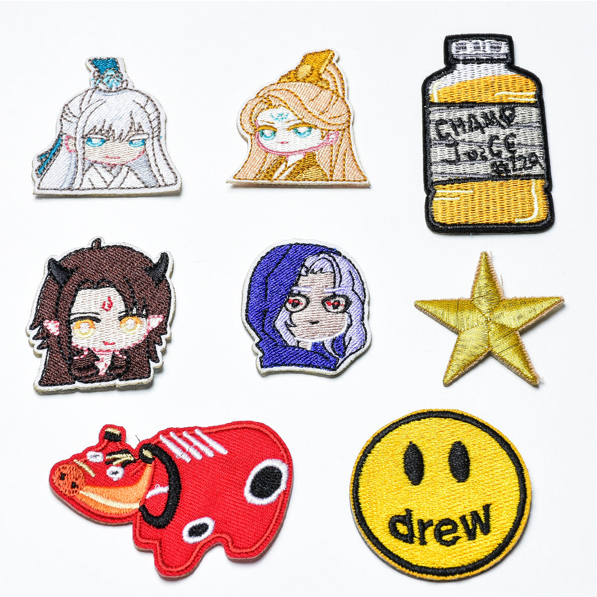 Wholesale Trendy Embroidered Felt Patches Self Adhesive For Clothing Jeans Repair Boutique Resale