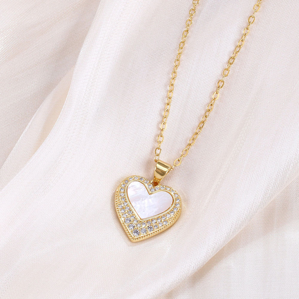 Wholesale Gold Plated Shell Heart Rhinestone Pendant Necklace Chic Everyday Jewelry Gift For Women
