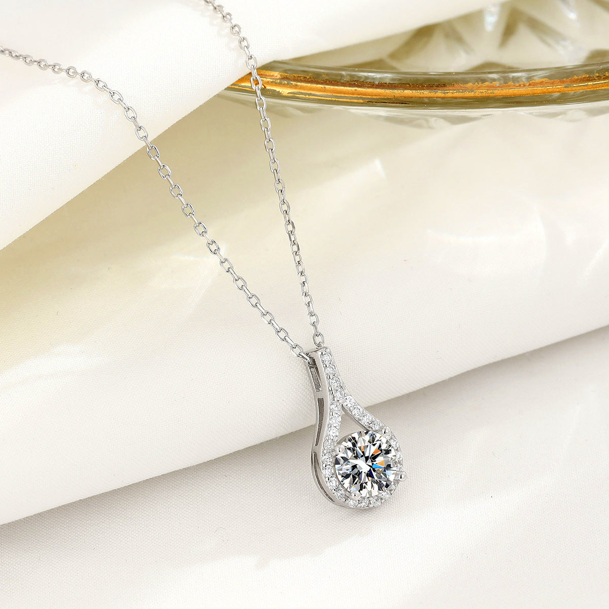 Wholesale Diamond Inlaid Droplet Sterling Silver Necklace