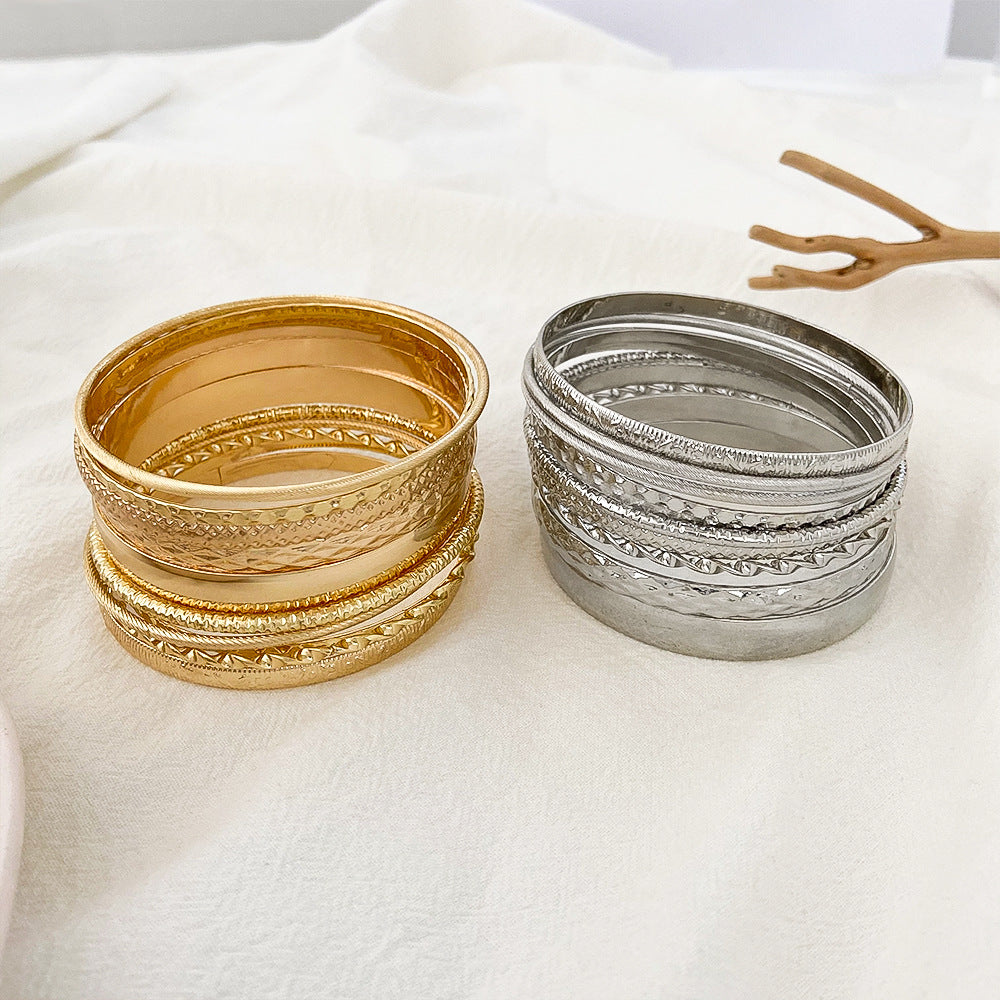 Wholesale Broad Gold Glossy 10-piece Alloy Bracelet Set