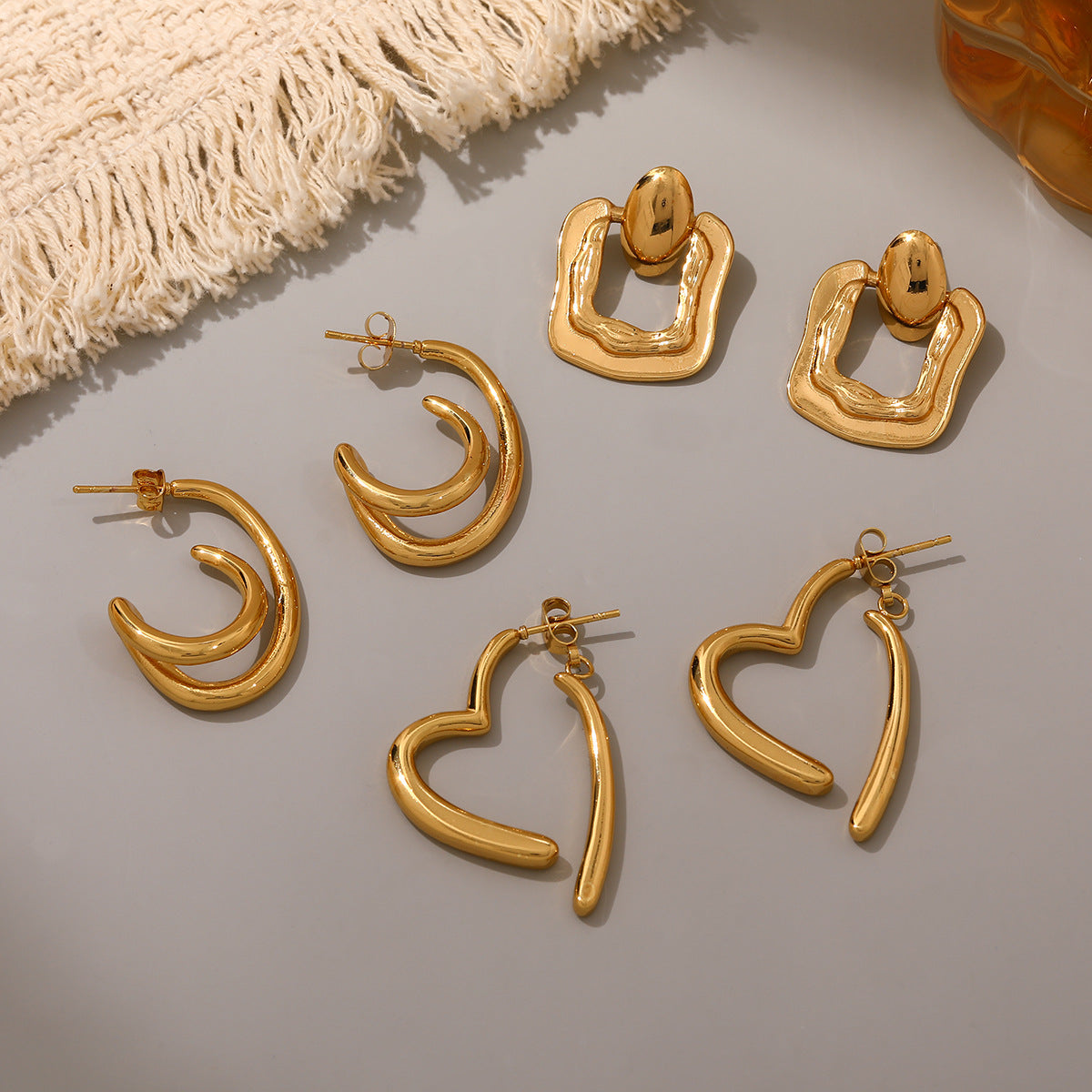 Wholesale Stainless steel gold heart gold earrings