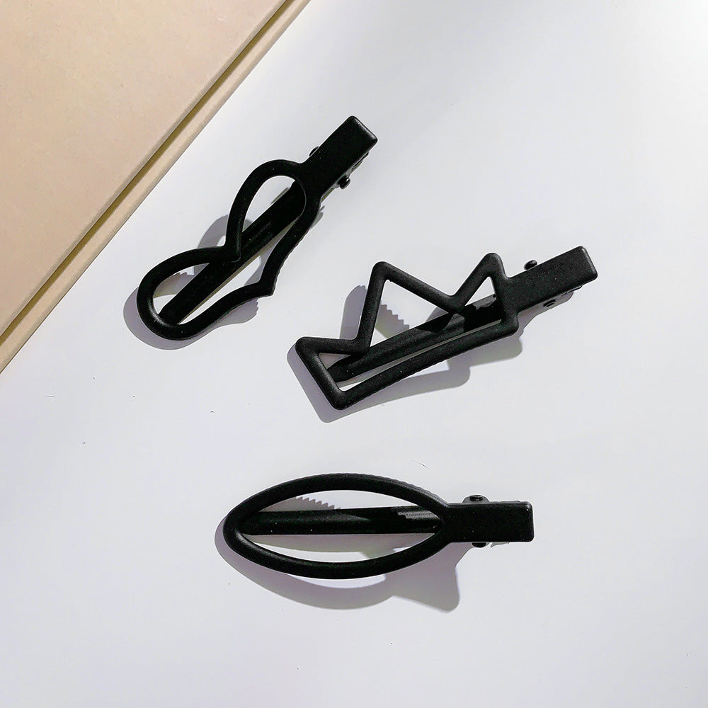 Wholesale simple rabbit head side clip love word clip cute crown hair clip