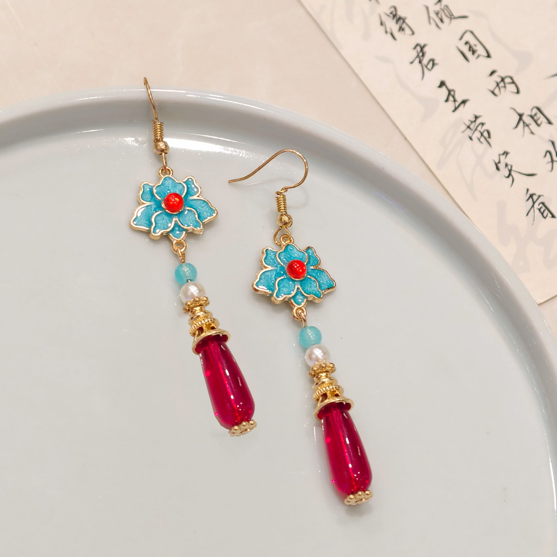 Wholesale Vintage court style ethnic antique earrings