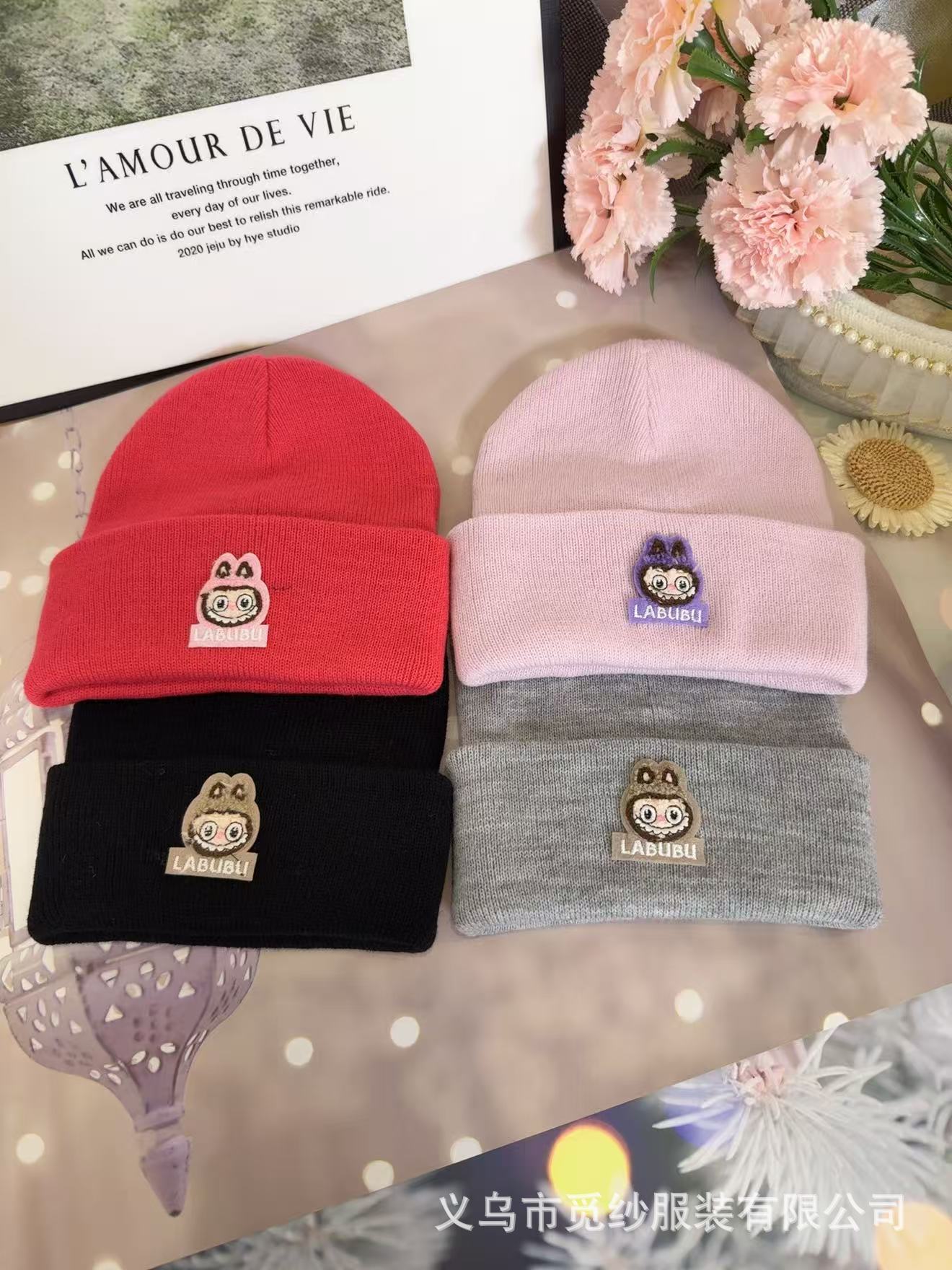 Wholesale Cute Cartoon Pattern Winter Knitted Gloves