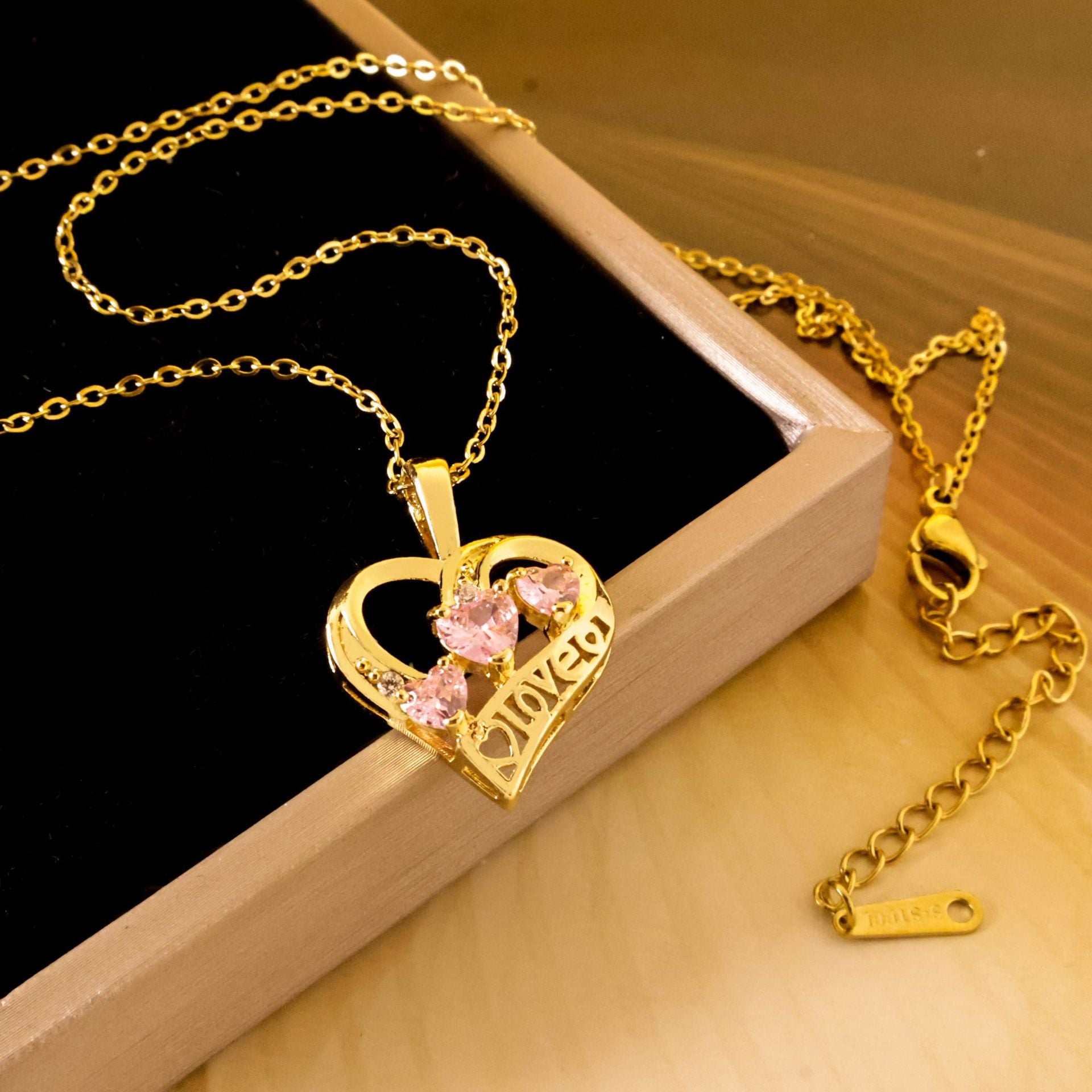 Wholesale Titanium Steel Heart Necklace
