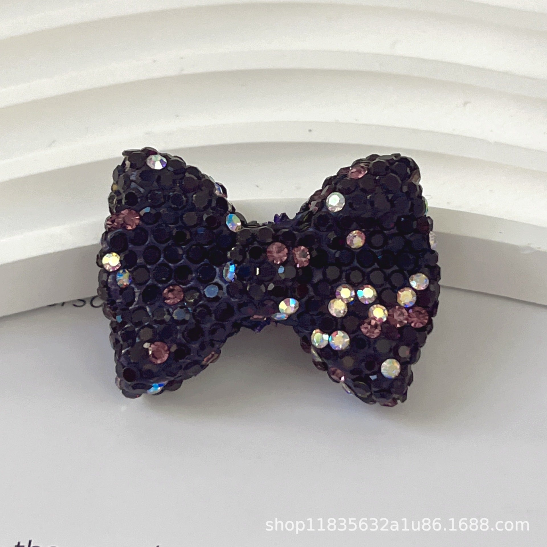 Wholesale 10pcs colored bow-tie shaped crystal beads