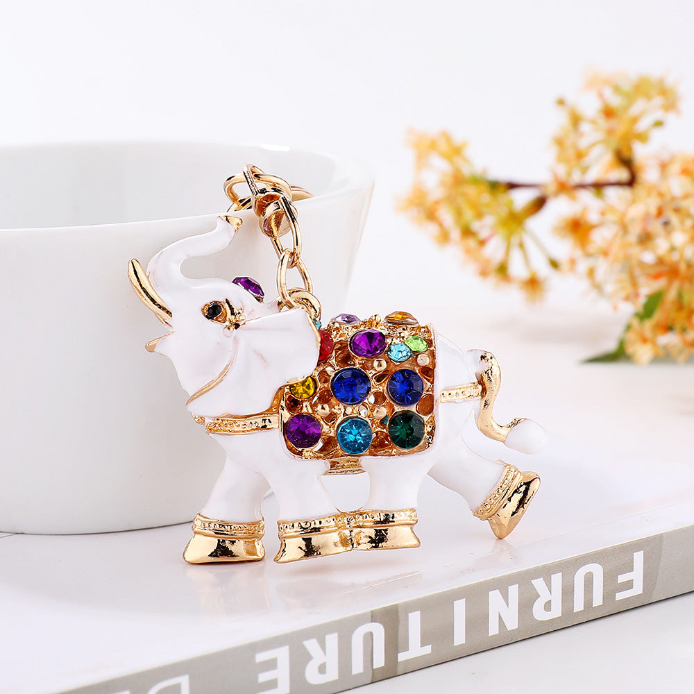 Wholesale Oil dripping 3D elephant inlaid with diamond car keychain