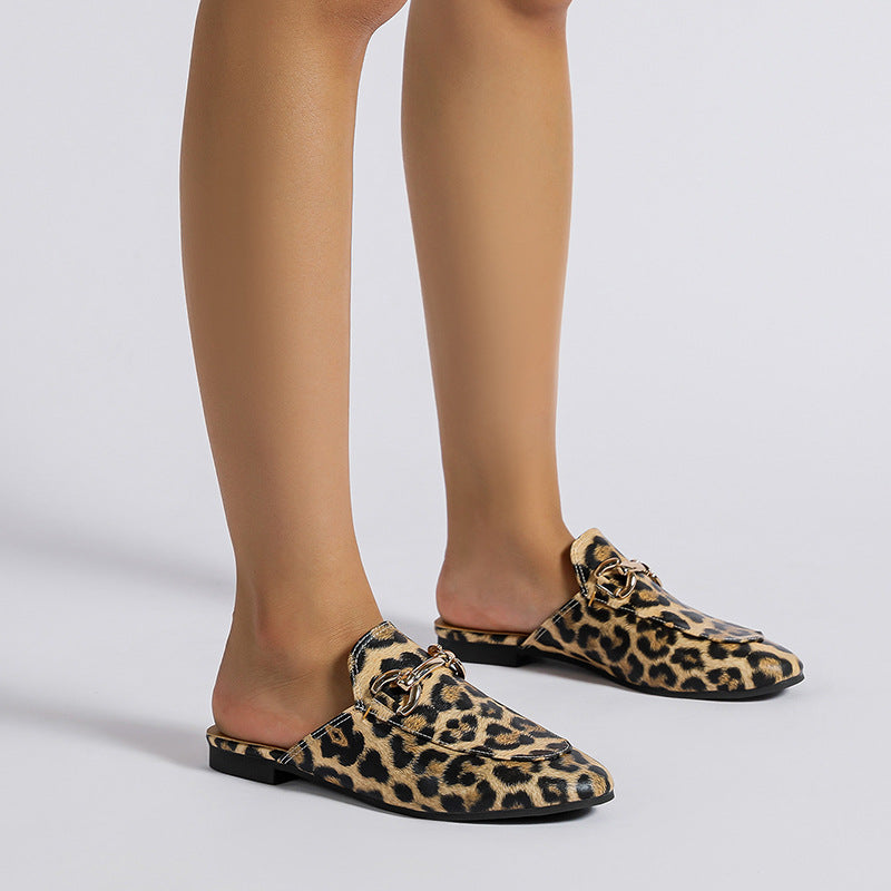 Wholesale Leather Leopard Print Baotou Slippers