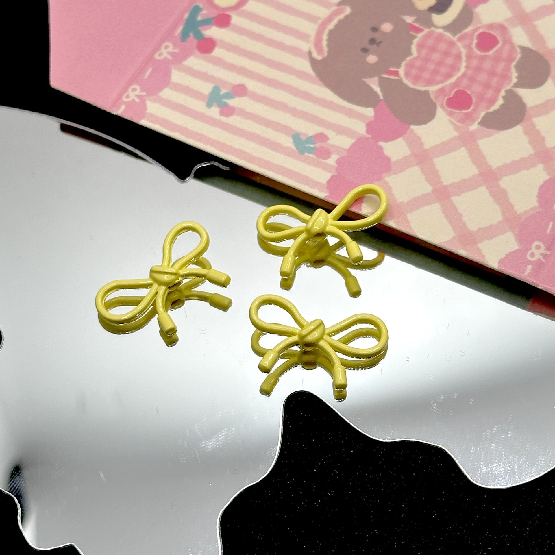 Wholesale 10pcs Cute Ins Alloy Cut Out Rope Bow Separated Beads DIY