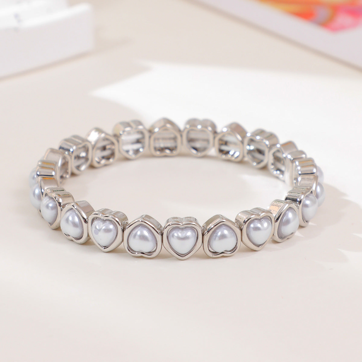 Wholesale Europe and the United States cross-border love glass diamond bracelet color heart bracelet ladies elastic bracelet fashion jewelry