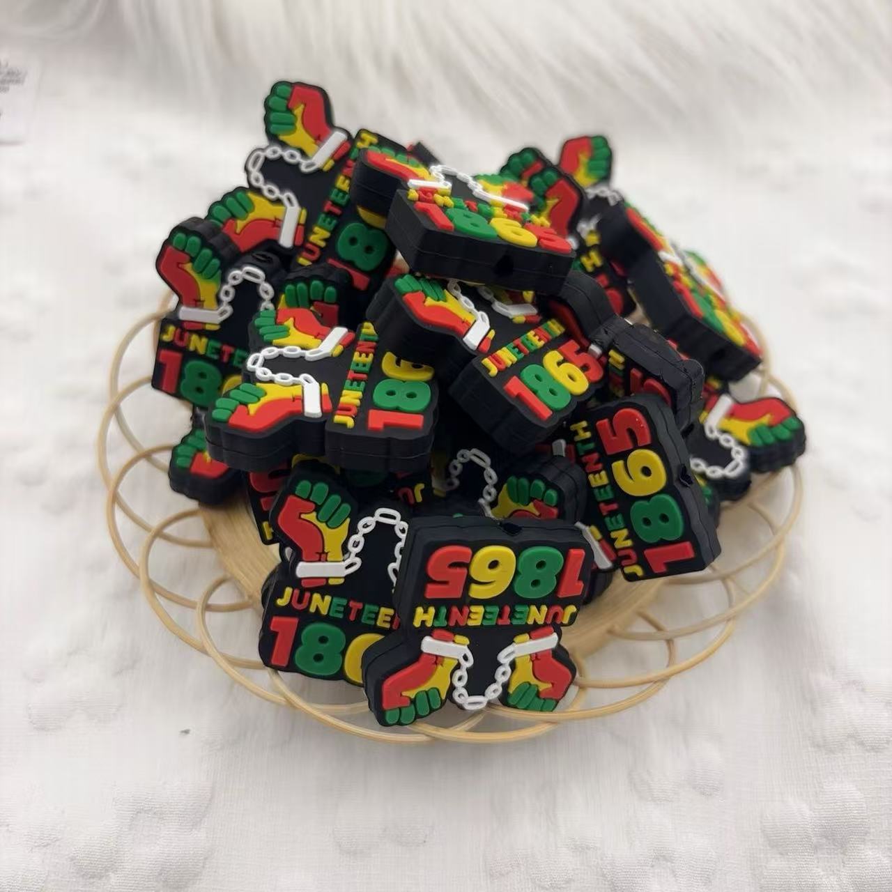 Wholesale 100pcs silicone beads black series silicone beads  Focal Beads