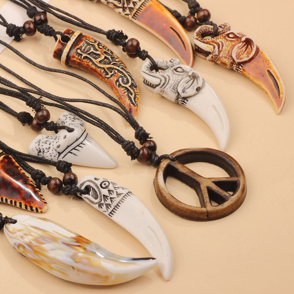 Necklace Ethnic Style  Men and Women's Collarbone Chain Shark Tooth Woolen Chain Ivory Necklace