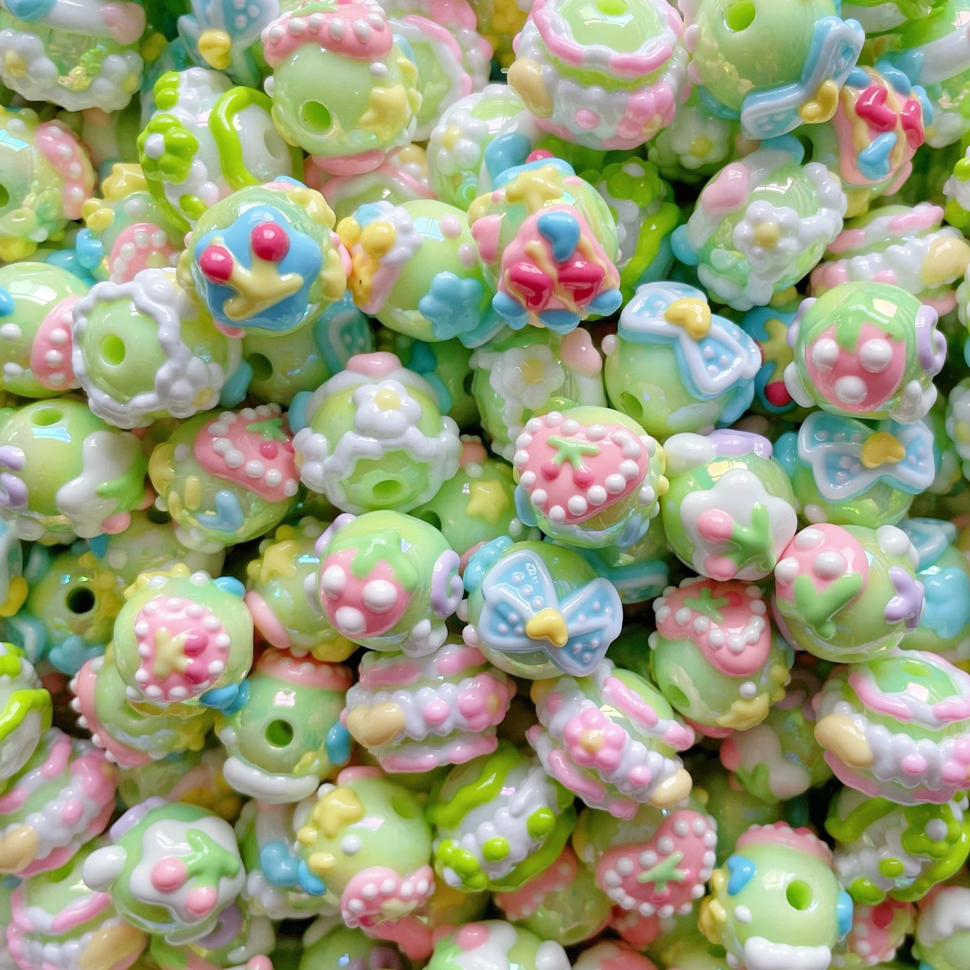 Wholesale 10pcs Green Love Flower Beads  Acrylic Beads