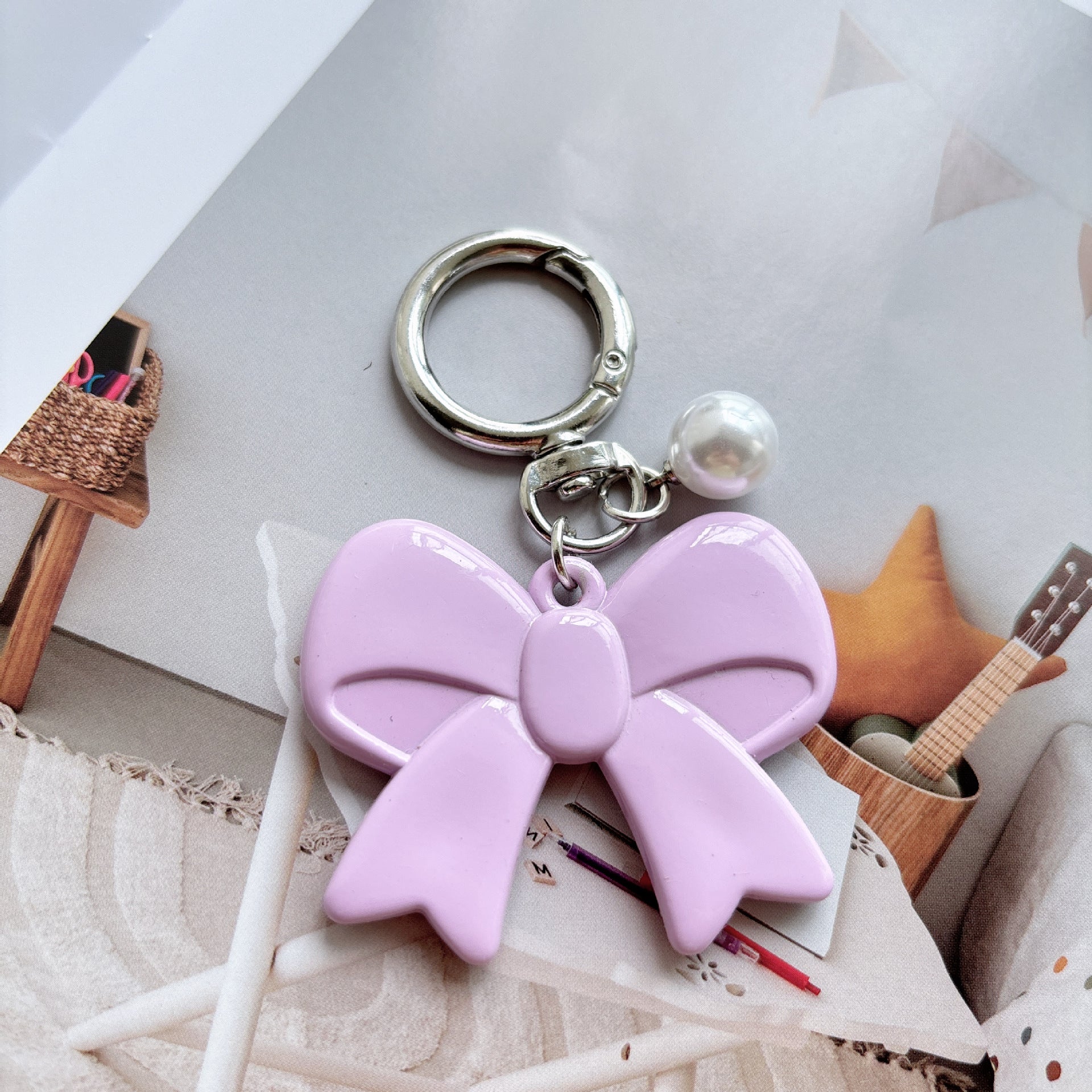 Wholesale Sweet Pink Butterfly Bow Acrylic Keychain Phone Charm Fashion Accessory Boutique Resale Gift