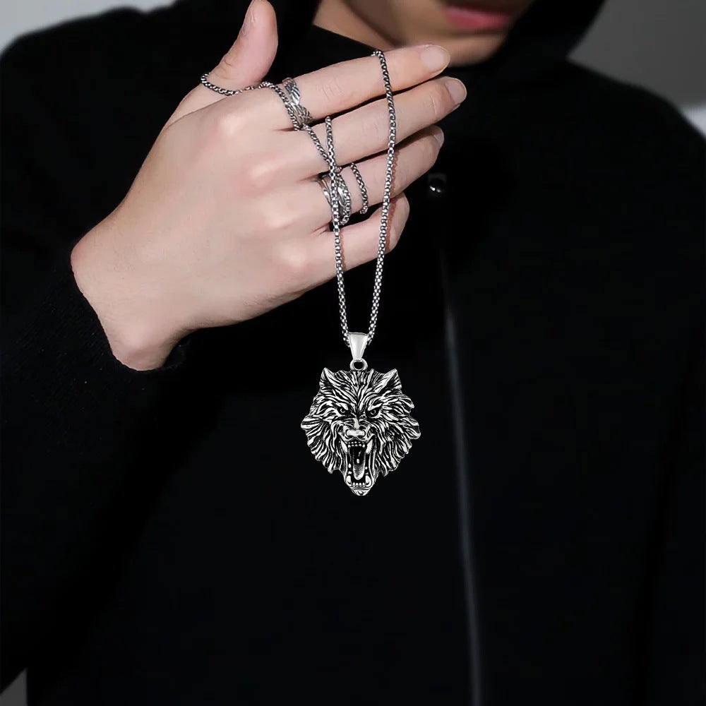 Wholesale Retro punk titanium steel wolf head men's necklace