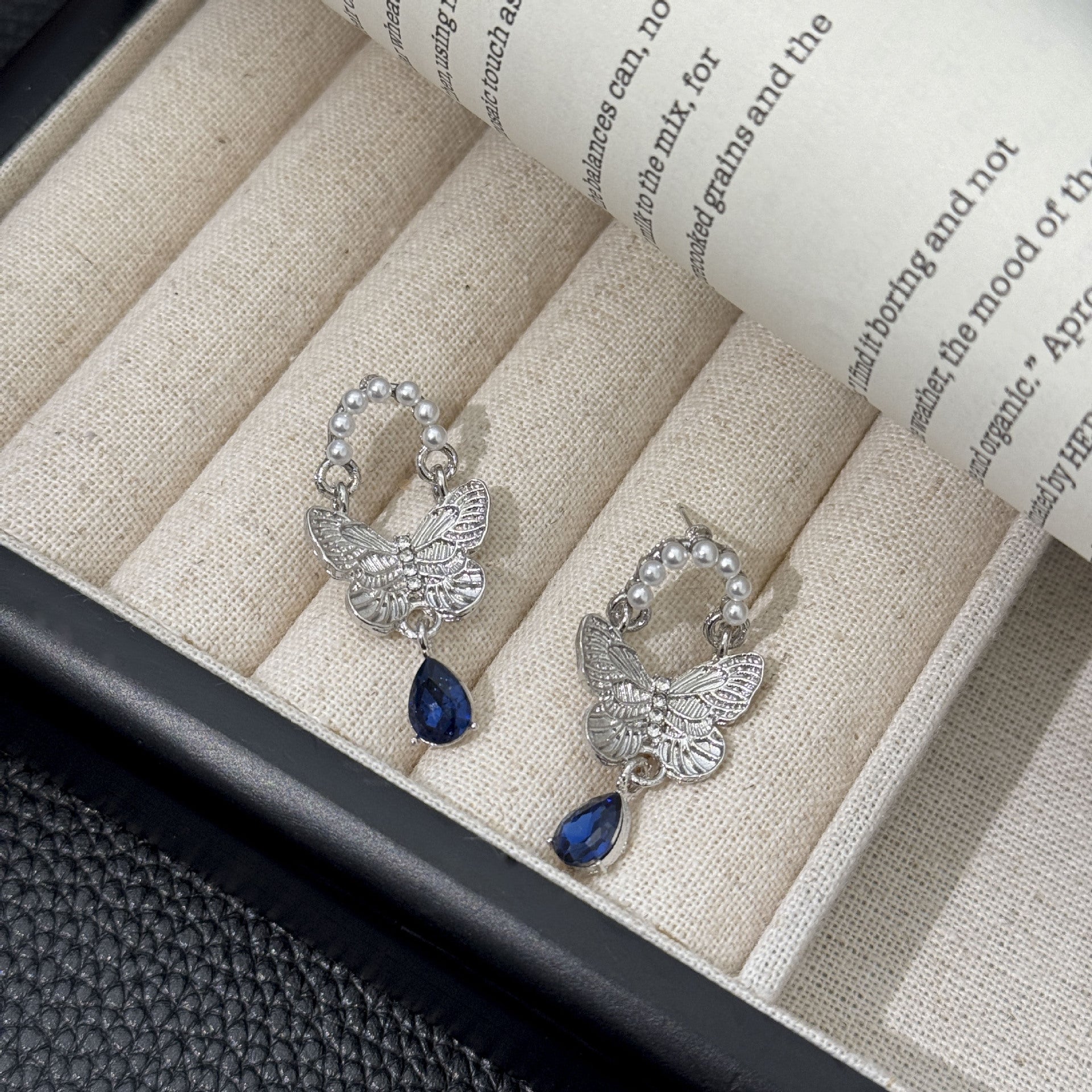 Wholesale Alloy Butterfly Crystal Stud Earrings Stylish Everyday Jewelry Accessory For Women Boutique Resale