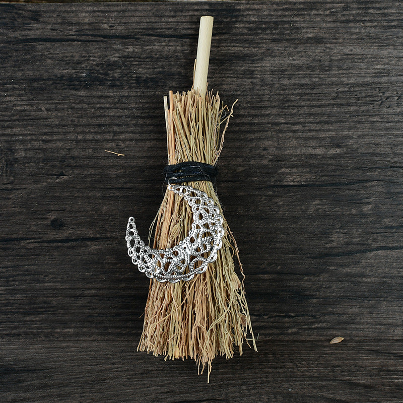 Wholesale mini broom pendant