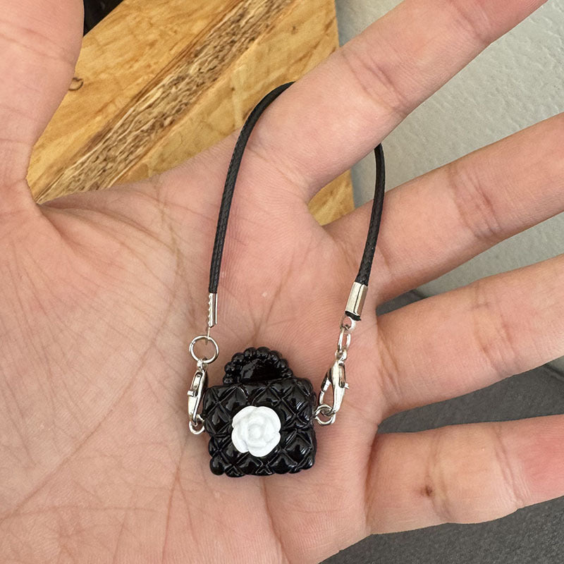 Wholesale Mini Model Camellia Black and White Bag Doll Accessories