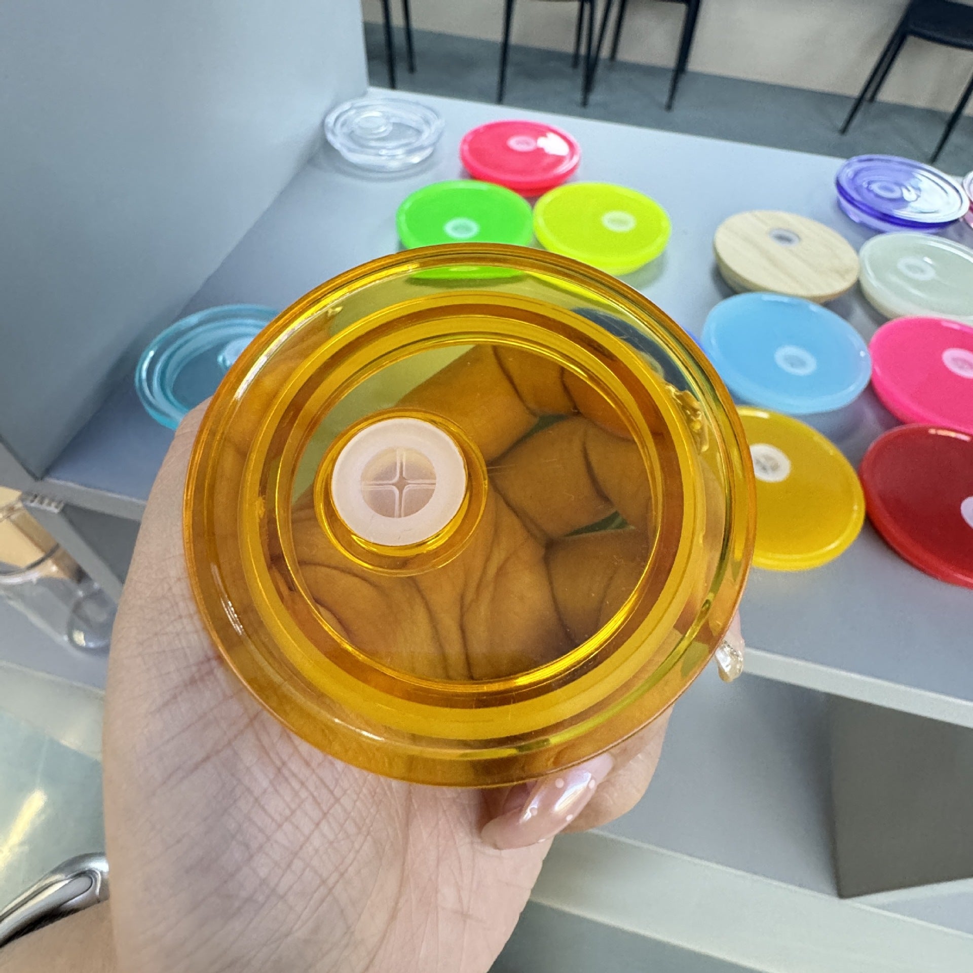 Wholesale Colorful PP lid suitable for 16oz glass cups