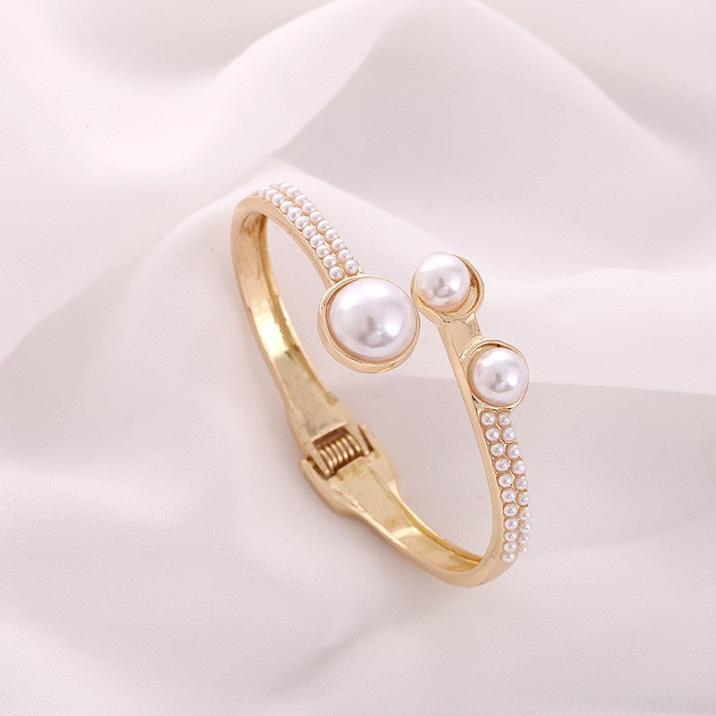 Wholesale Pearl double-layer semi open Layered Bracelet Set
