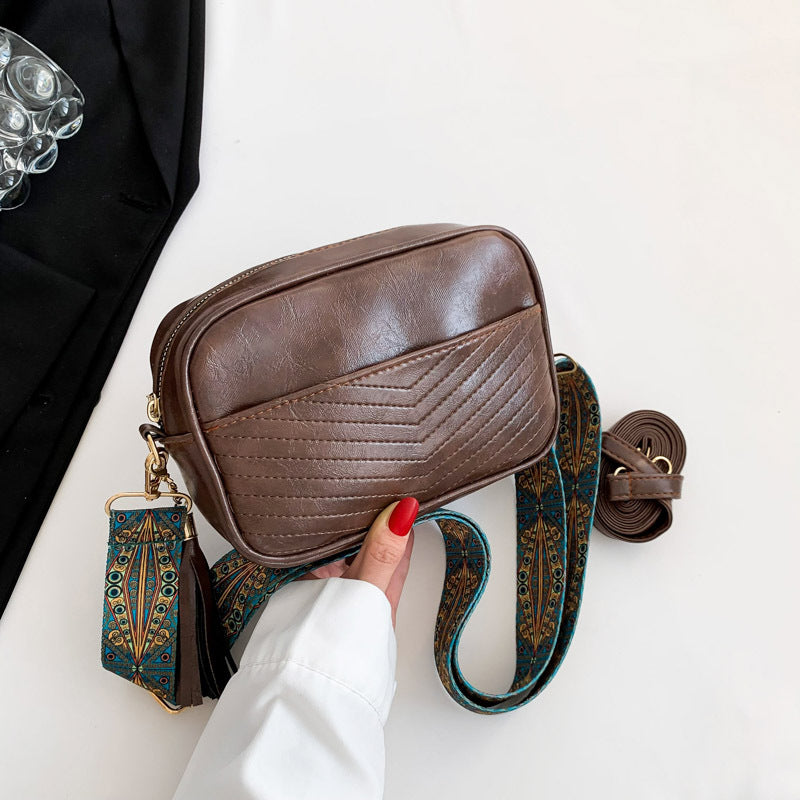 Wholesale PU Retro Wide Shoulder Strap Crossbody Bag Shoulder Bag