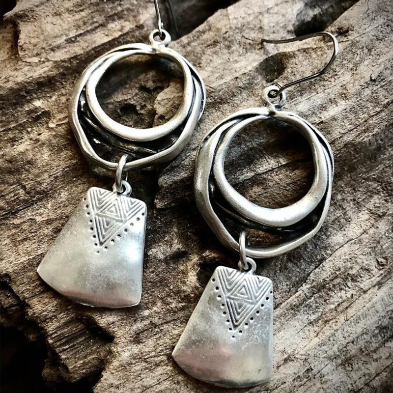 Wholesale Bohemian Retro Ring Hollow Metal Dressed Earrings Ethnic Style Jewelry