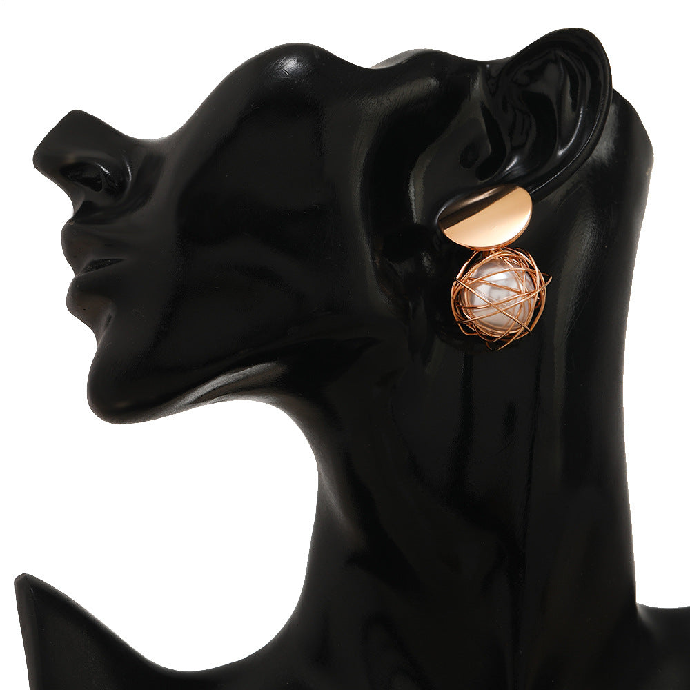 Wholesale Creative Woven Round Ball Artificial Pearl Ear Clips