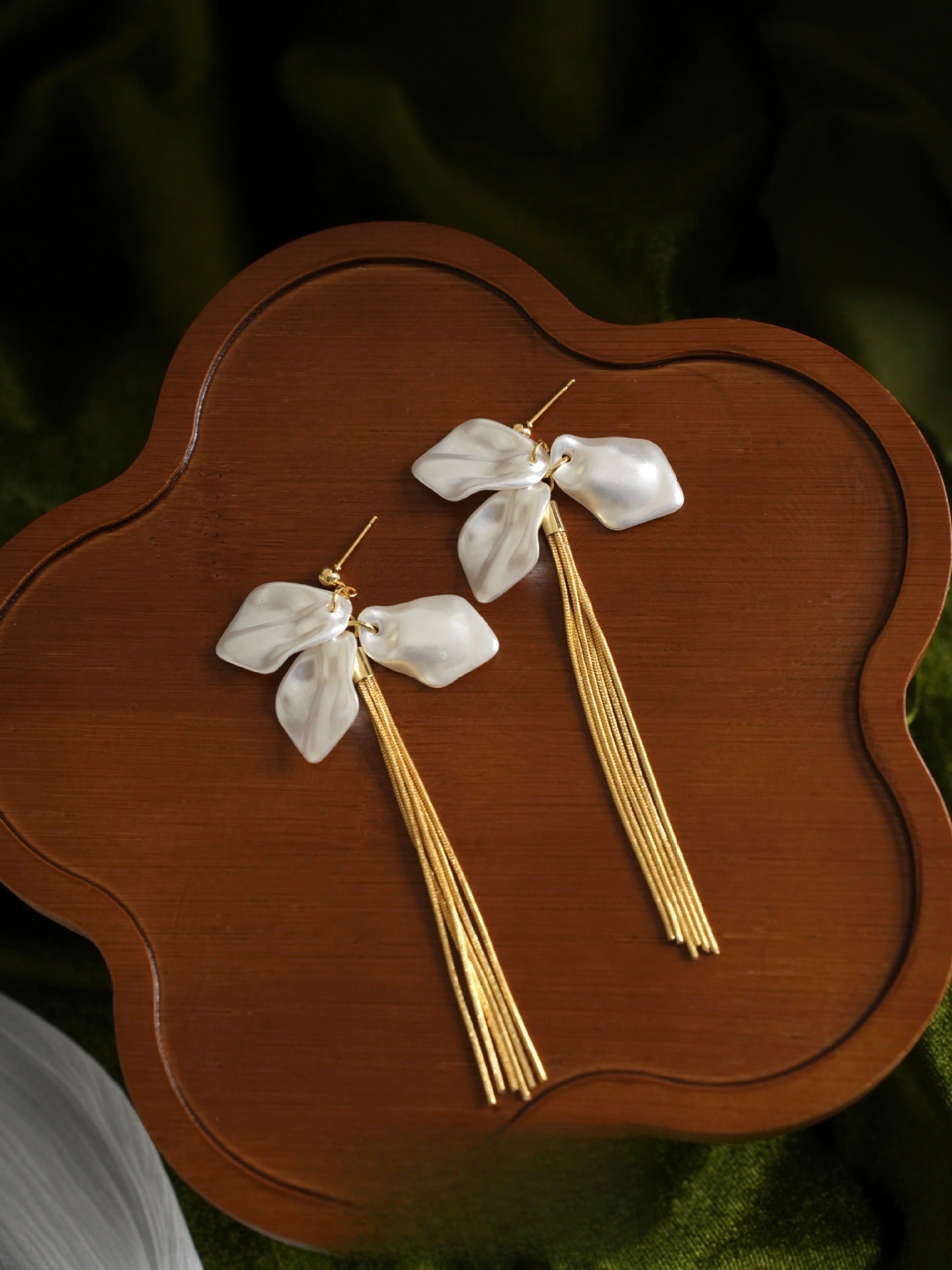 Wholesale White Petal Long Gold Tassel Earrings