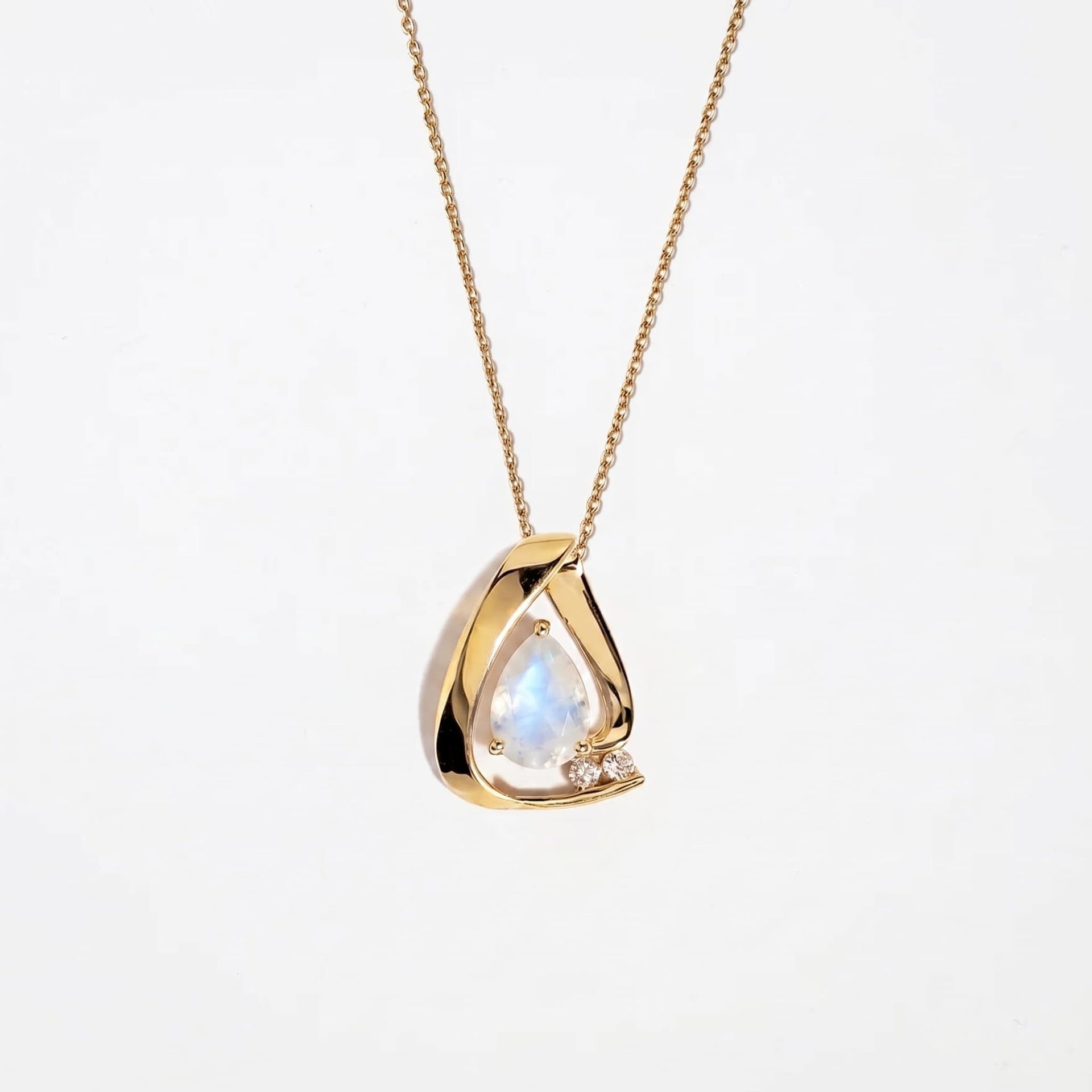 Wholesale Trendy Water Drop Red Zircon Necklace 18K Gold Plated Stainless Steel December Birthstone Gift Boutique Resale