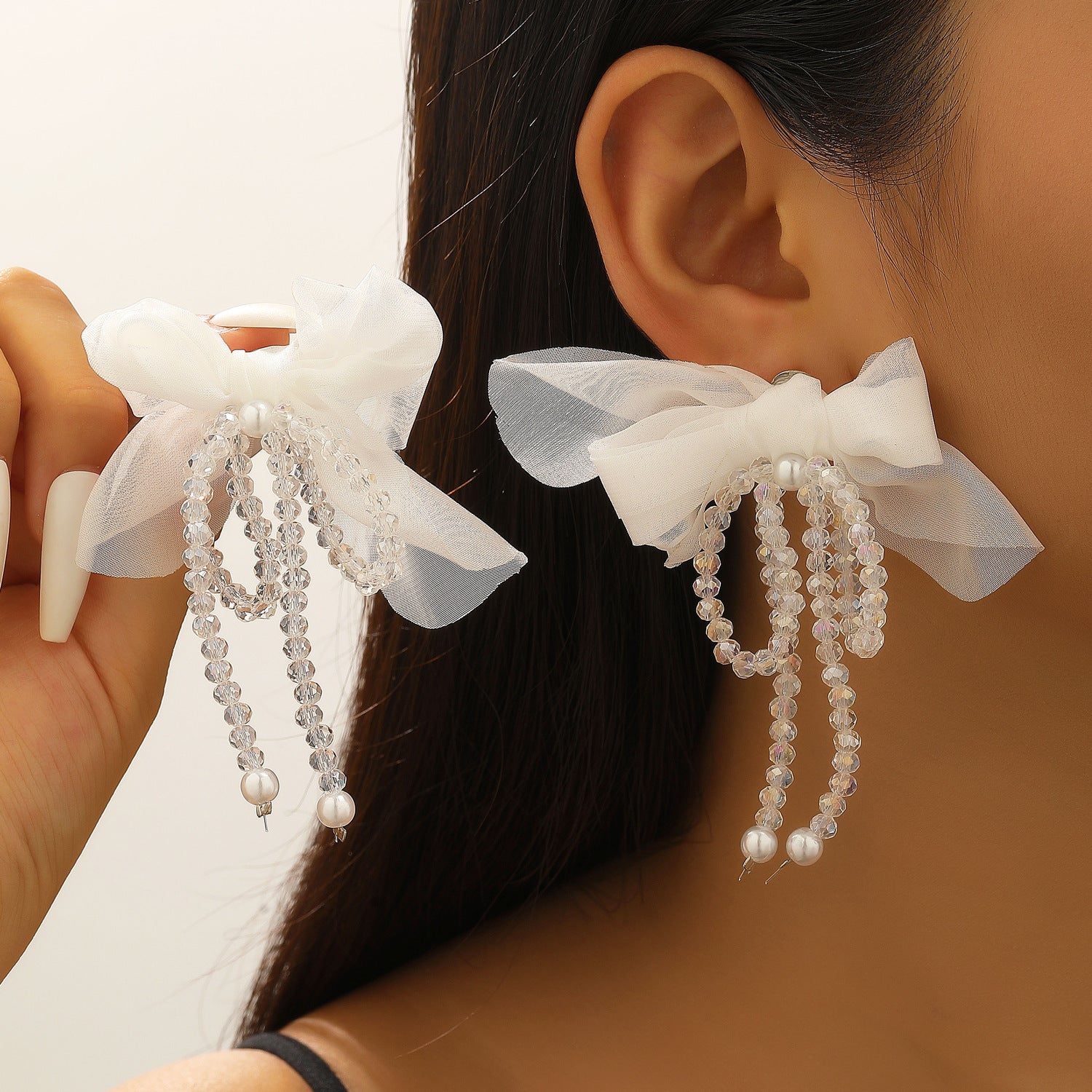Wholesale Trendy Summer Vacation Hand Knit Raffia Flower Earrings For Women Golden Yellow Fashion Accessory Resale Gift