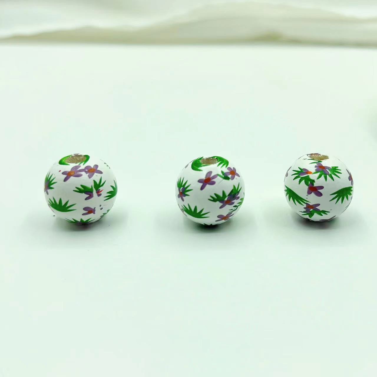 Wholesale of 50PCS/PACK Printed Wooden Beads