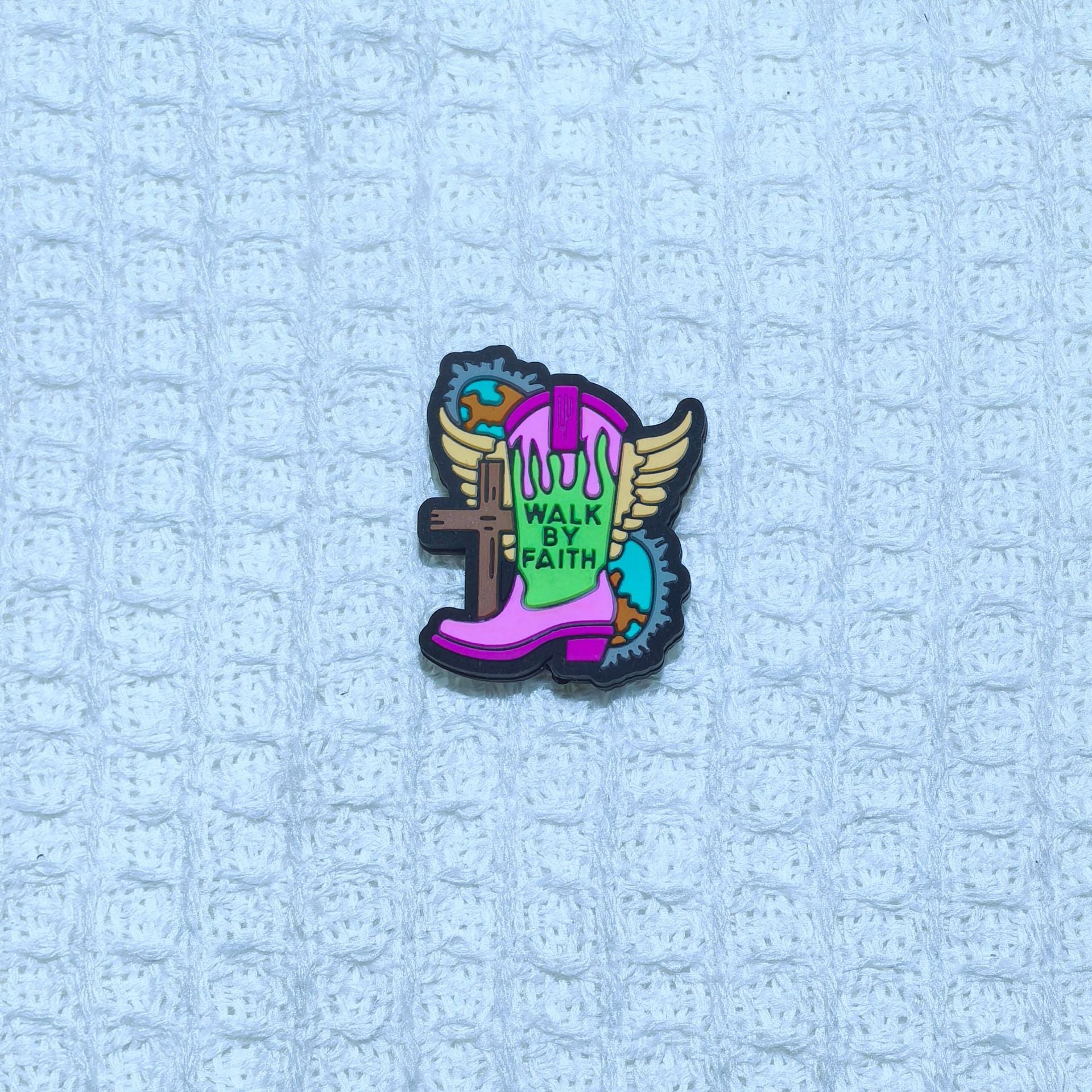 Wholesale Random 100pcs boots a variety of series silicone cartoon beads  Focal Beads