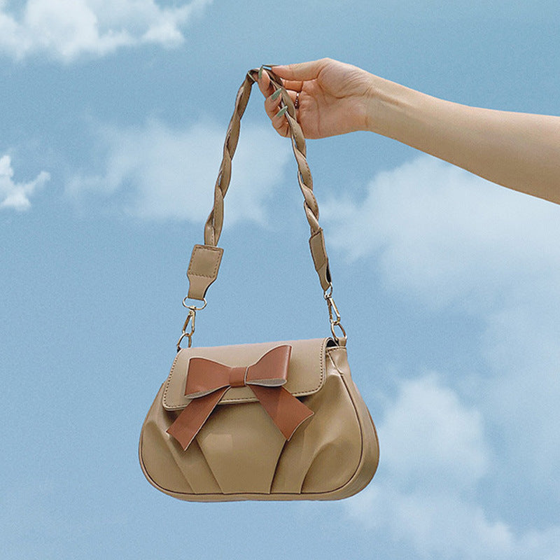 Wholesale Retro Fashion Pleated Bowknot Braided Shoulder Strap Solid Color Shoulder Bag