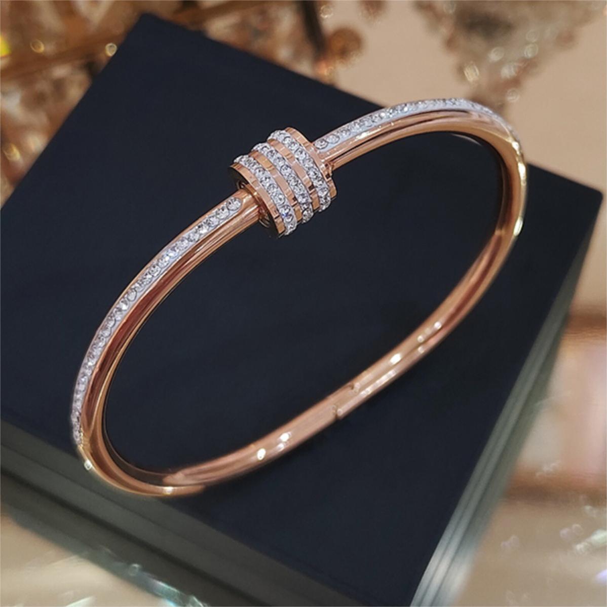 Wholesale Diamond Bracelet Titanium Steel Bracelet