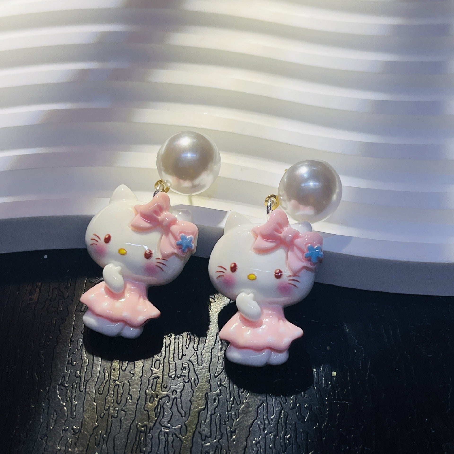 Wholesale cartoon cat pearl 925 silver pin earrings sweet cute earrings OLY Exclusive