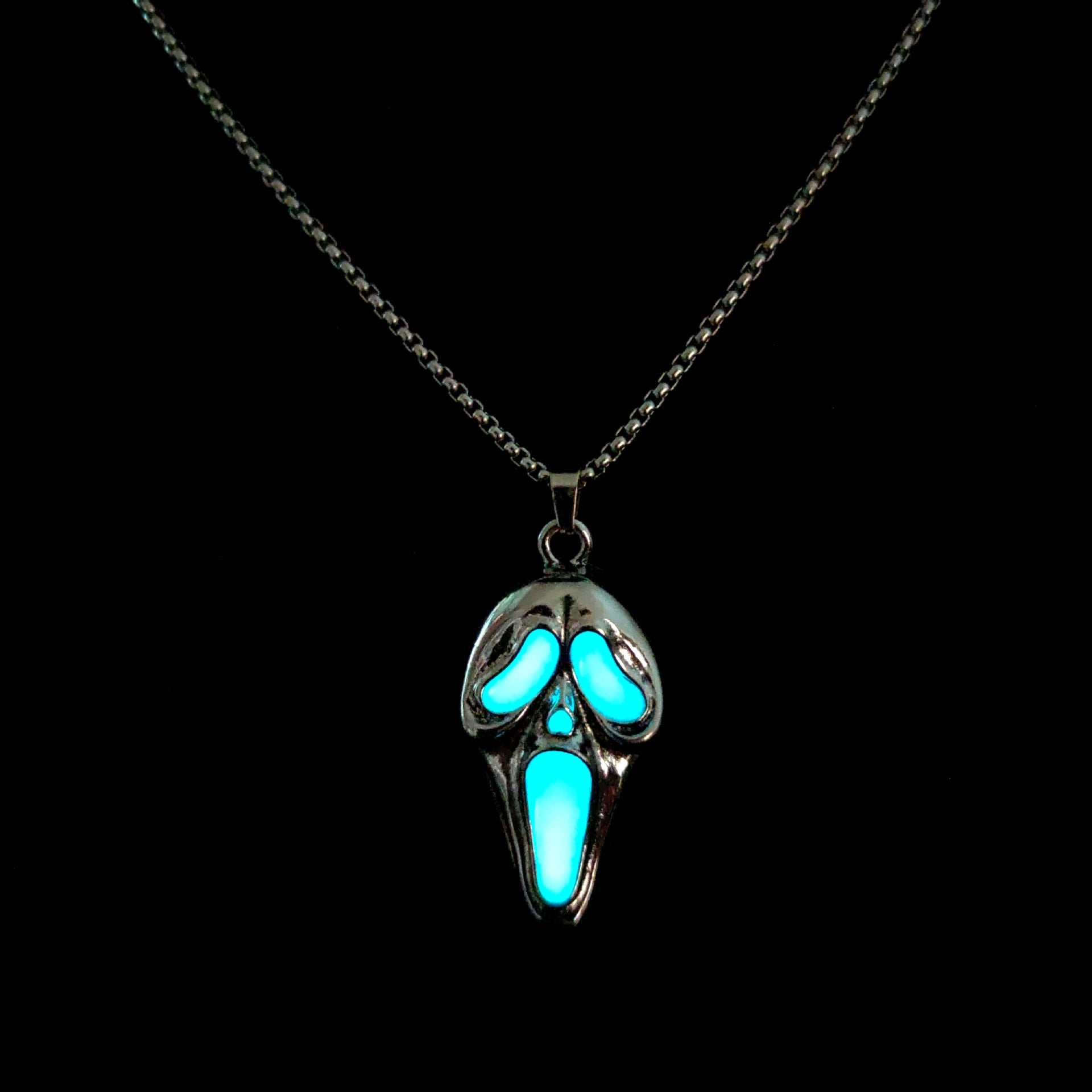 Wholesale Skeleton head glowing mask necklace