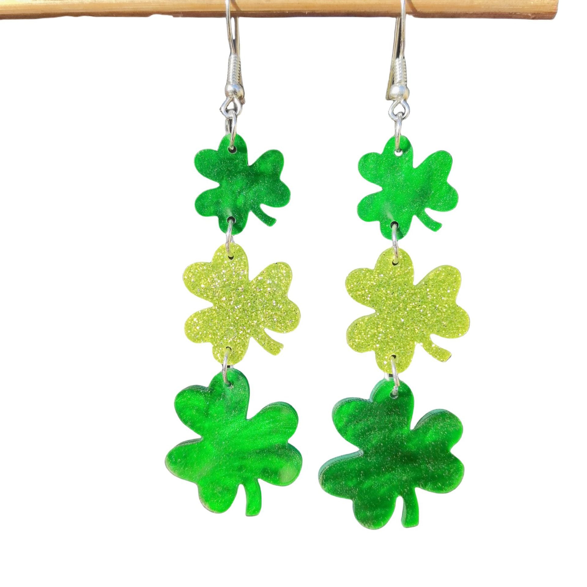 Wholesale St. Patrick's Day  Clover green clover acrylic earrings