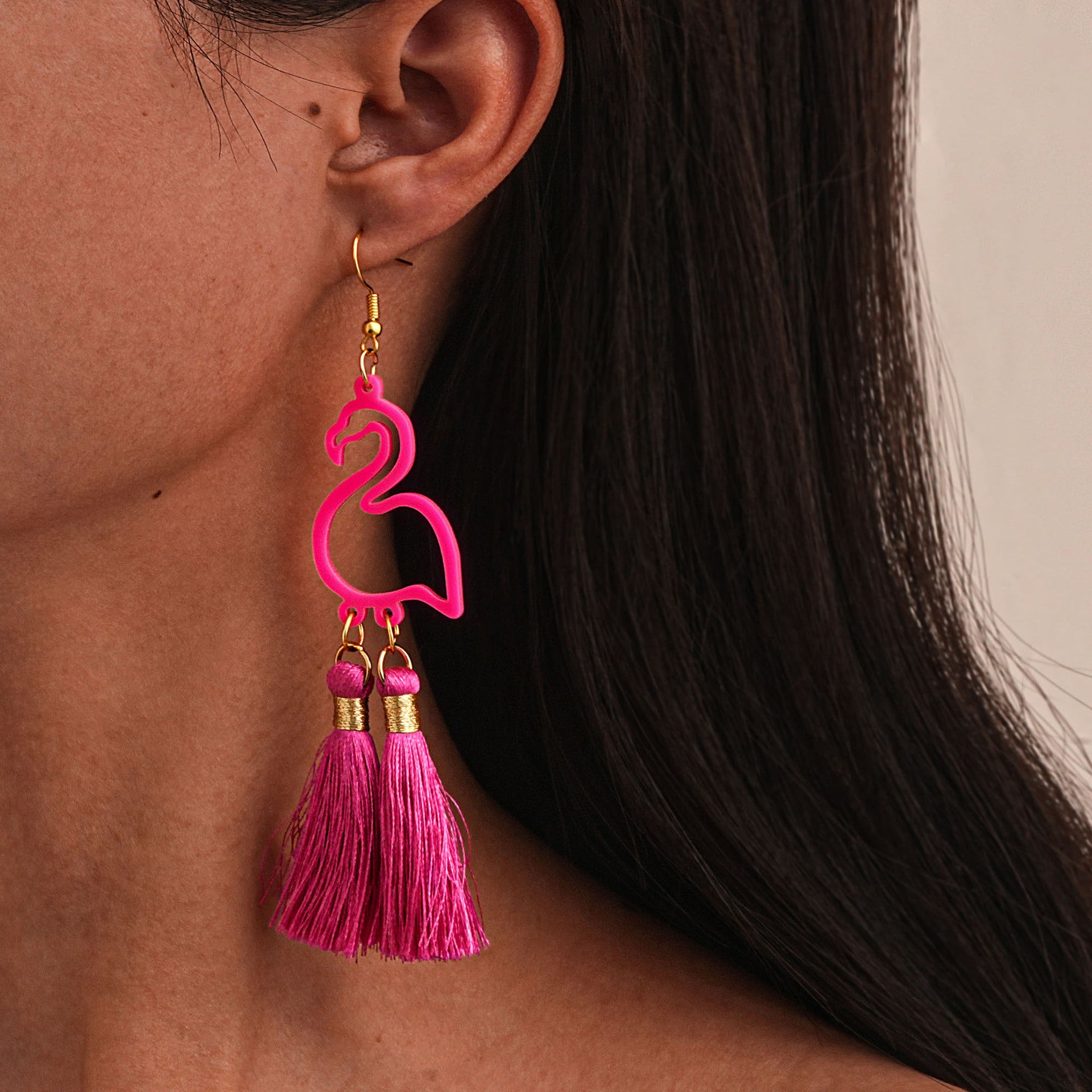 Wholesale Acrylic earrings swan tassel earrings