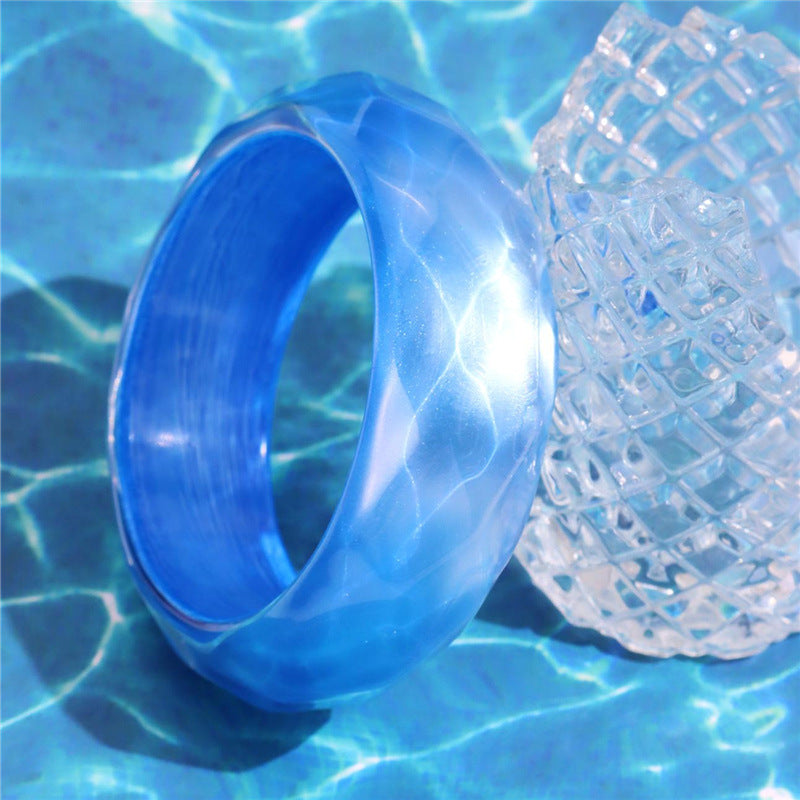 Wholesale Round Colorful Acrylic Bracelet Irregular Casual Round Jelly Color Resin Bracelet