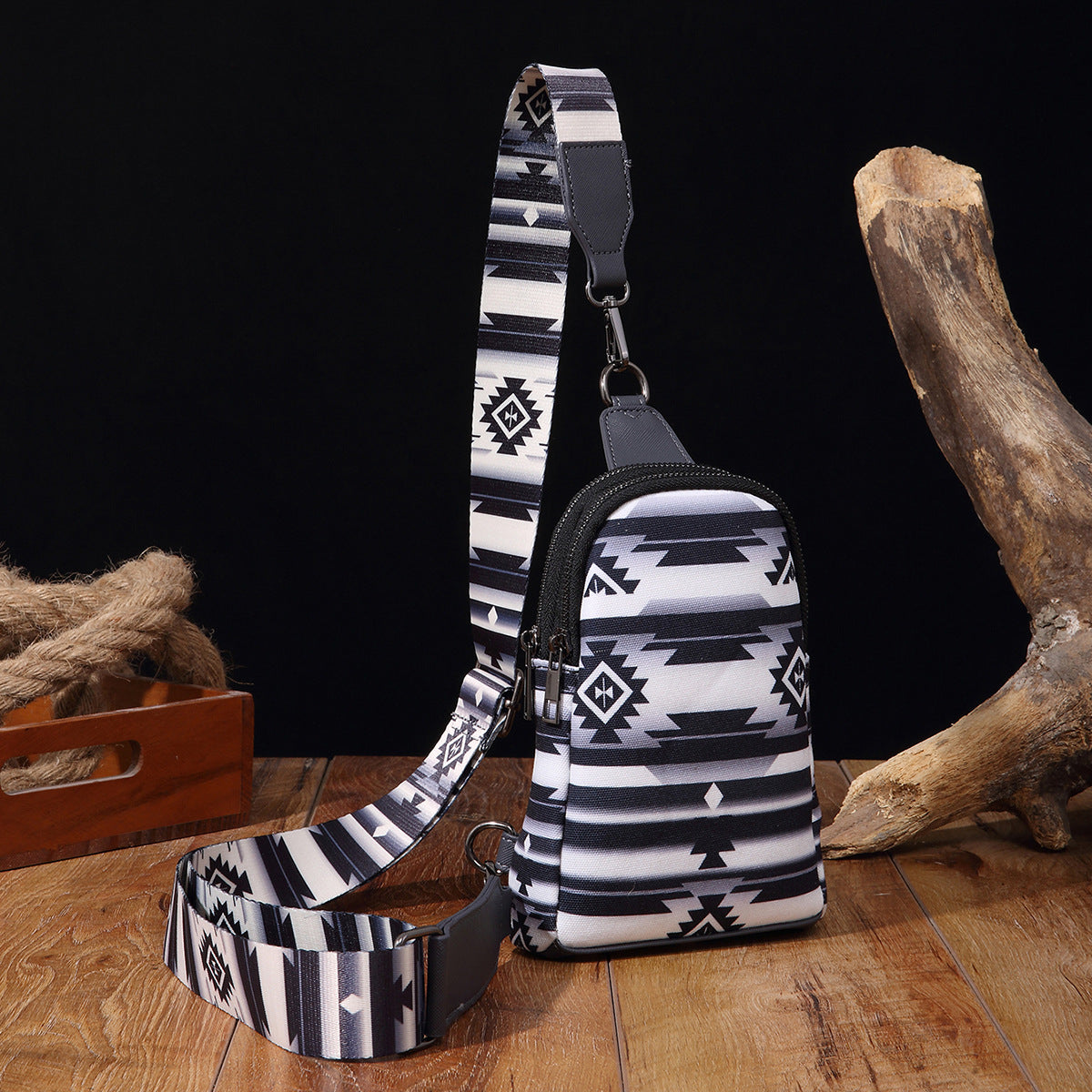 卸売ヴィンテージ アステカ キャンバス プリント ボヘミアン チェスト バッグ クロスボディ バッグ