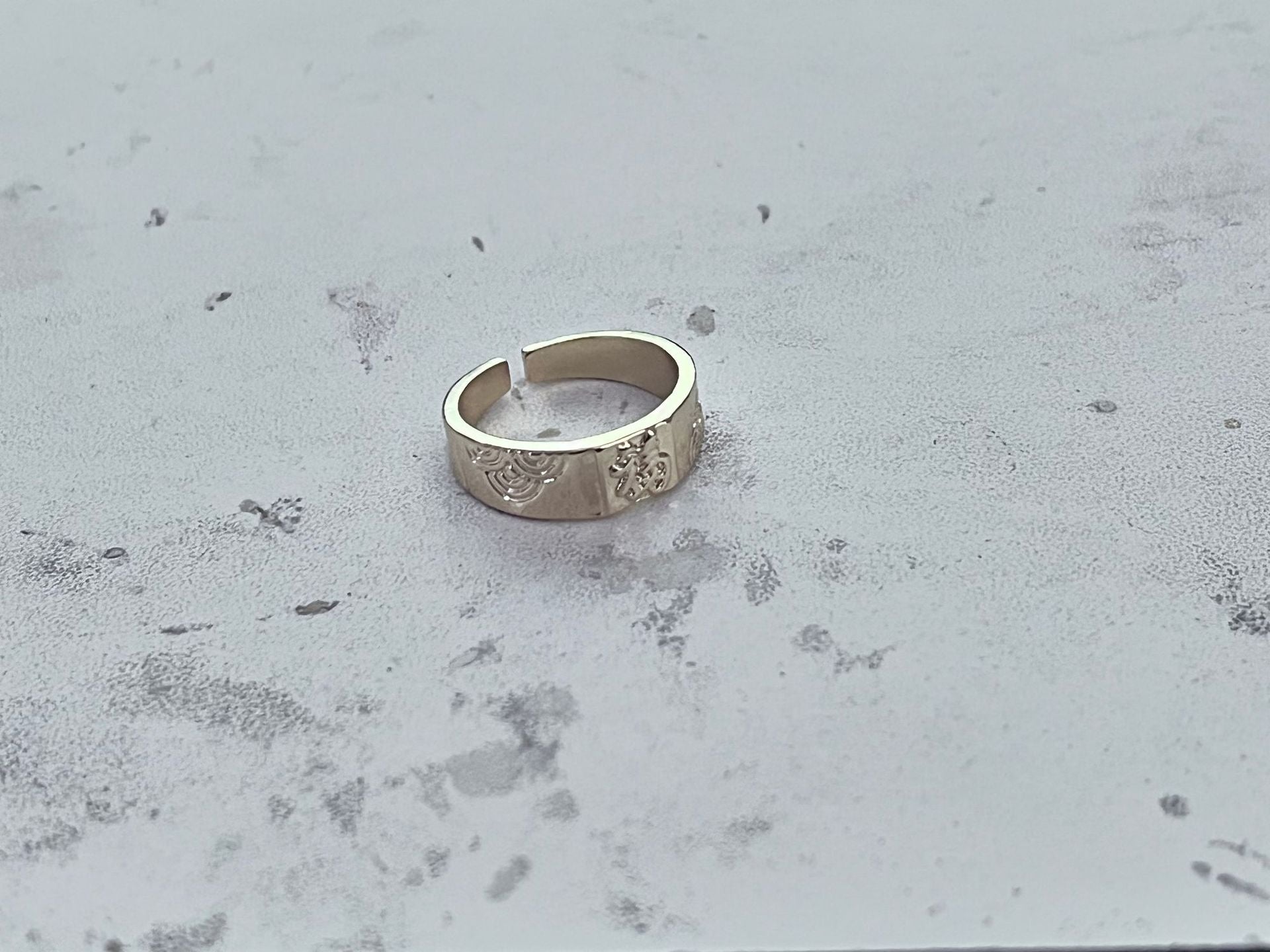 Wholesale Pink gradient double-layer hand-decorated hollow butterfly ring